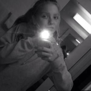 Meet your Posher, Caydence